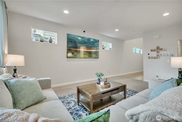 8790 75th Place NE, Marysville, WA 98270