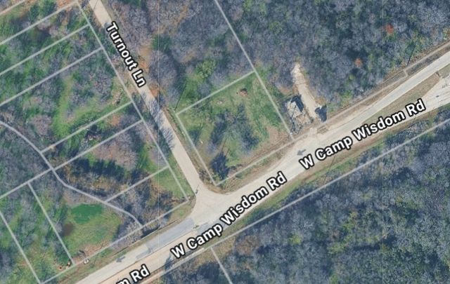 8303 W Camp Wisdom Road, Dallas, TX 75236