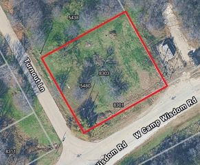 8303 W Camp Wisdom Road, Dallas, TX 75236