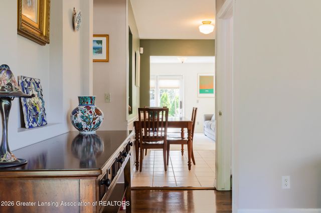 912 Evergreen Avenue, East Lansing, MI 48823