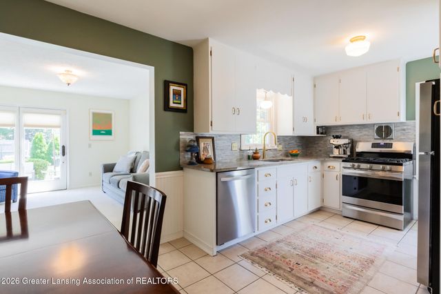 912 Evergreen Avenue, East Lansing, MI 48823