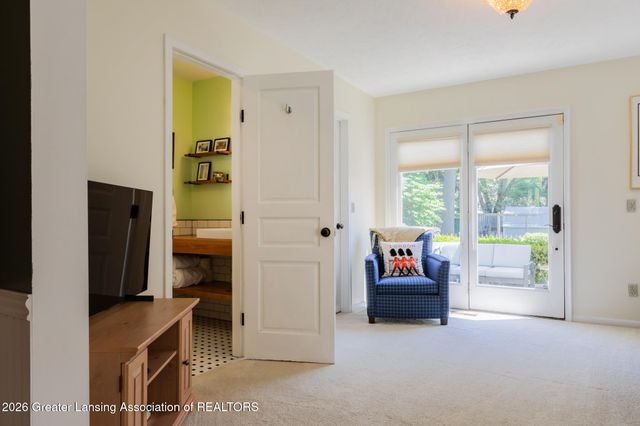 912 Evergreen Avenue, East Lansing, MI 48823