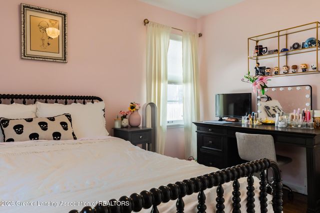 912 Evergreen Avenue, East Lansing, MI 48823