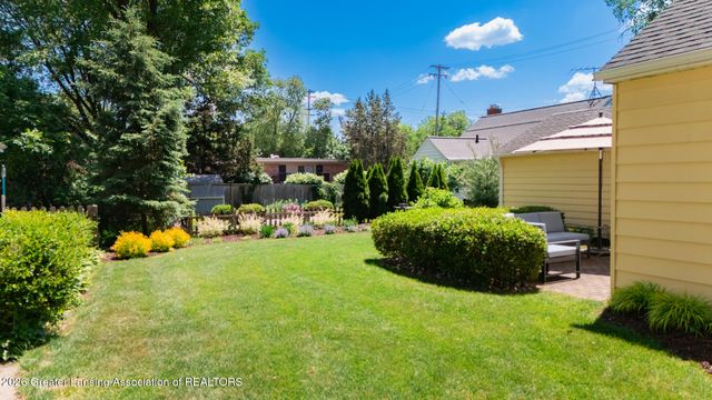 912 Evergreen Avenue, East Lansing, MI 48823