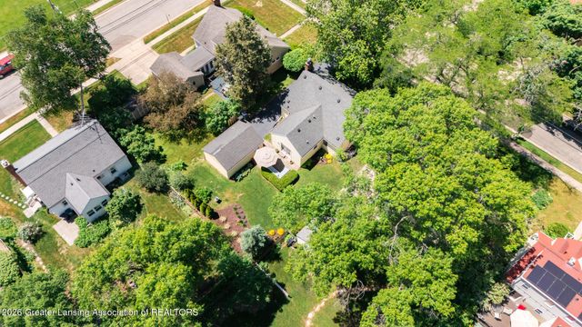 912 Evergreen Avenue, East Lansing, MI 48823