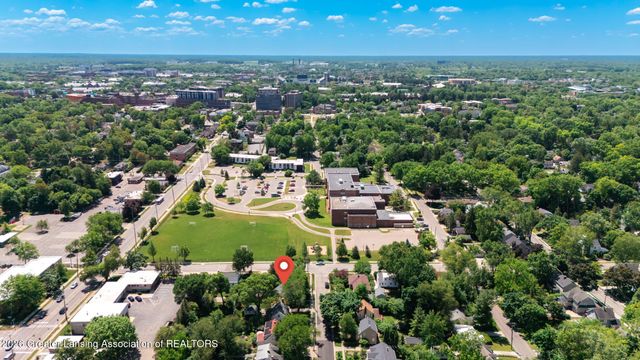 912 Evergreen Avenue, East Lansing, MI 48823