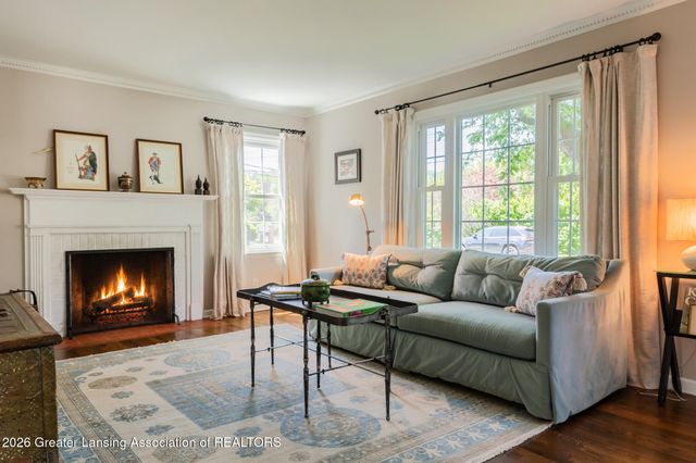 912 Evergreen Avenue, East Lansing, MI 48823
