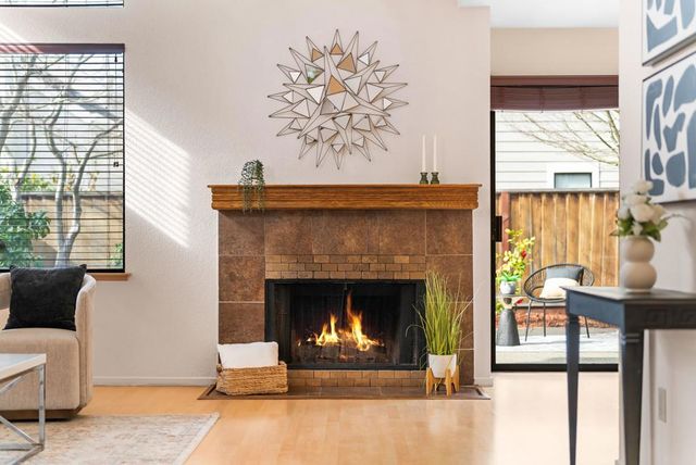 35 Leonard Ct, Alameda, CA 94502