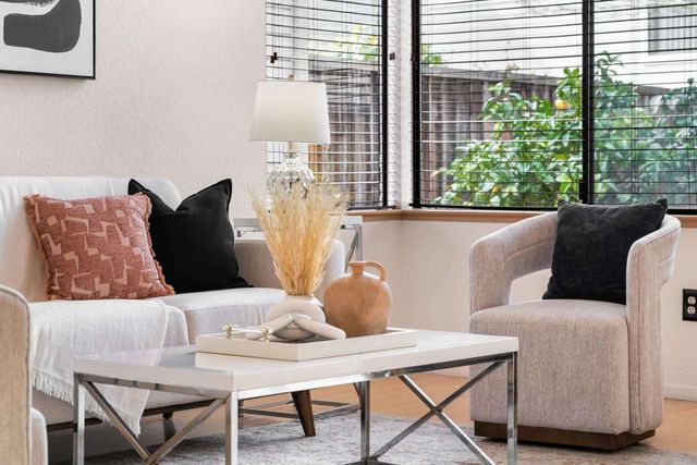 35 Leonard Ct, Alameda, CA 94502