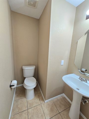 4512 Saddlebrook Drive, Carrollton, TX 75010