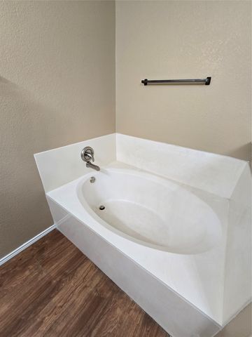 4512 Saddlebrook Drive, Carrollton, TX 75010