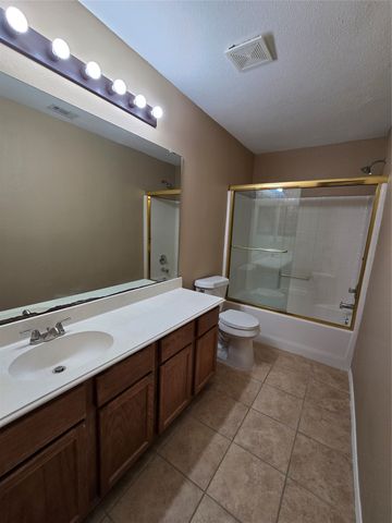 4512 Saddlebrook Drive, Carrollton, TX 75010
