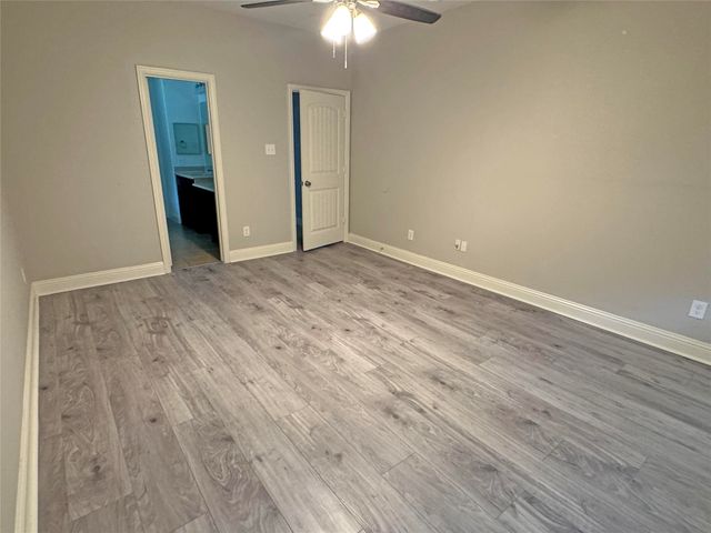 421 Sunnyside Lane, Red Oak, TX 75154
