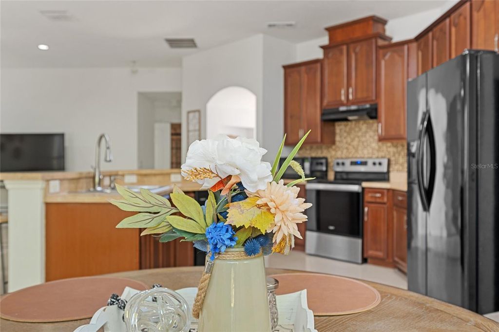 Image 19 of property listing at 17787 STERLING POND LANE, Orlando, FL 32820