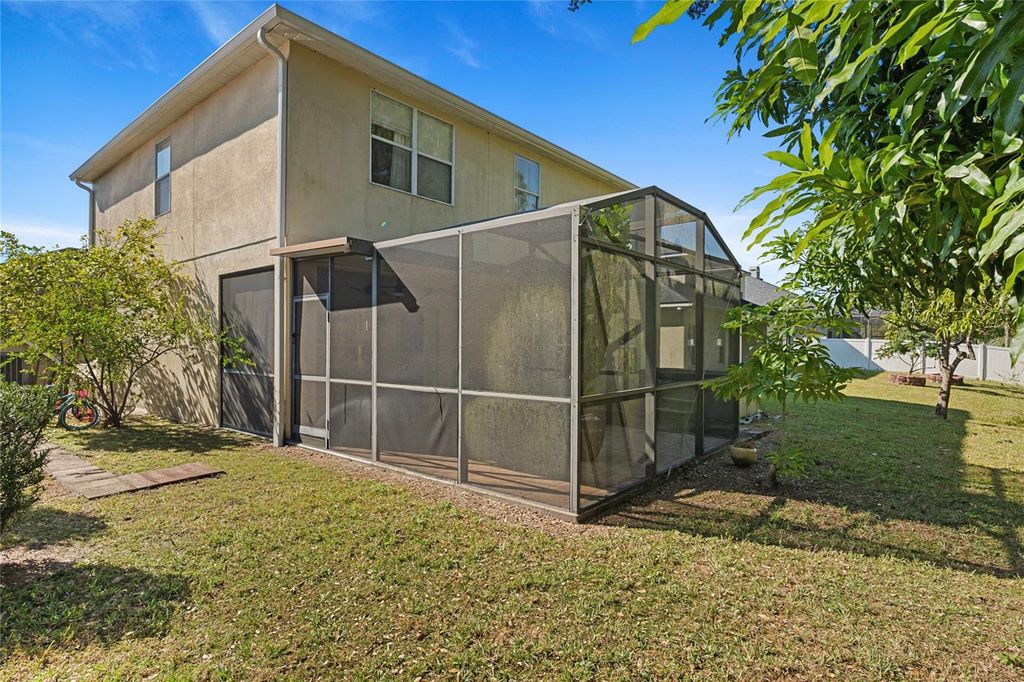 Image 43 of property listing at 17787 STERLING POND LANE, Orlando, FL 32820