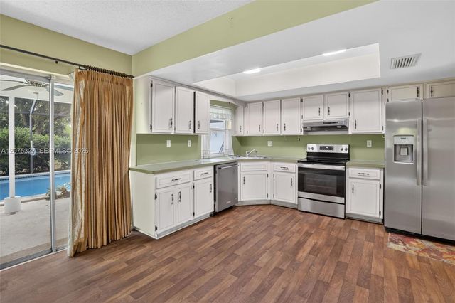 1350 NW 73rd Avenue, Plantation, FL 33313