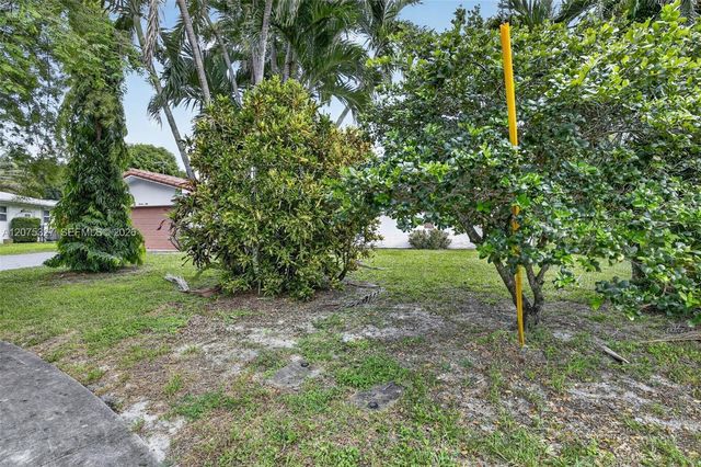 1350 NW 73rd Avenue, Plantation, FL 33313