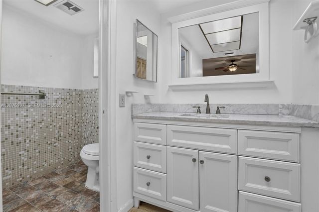 1350 NW 73rd Avenue, Plantation, FL 33313
