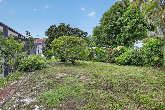 1350 NW 73rd Avenue, Plantation, FL 33313