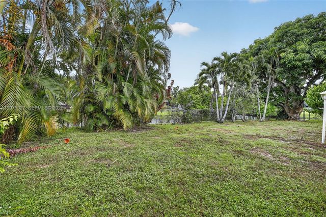 1350 NW 73rd Avenue, Plantation, FL 33313