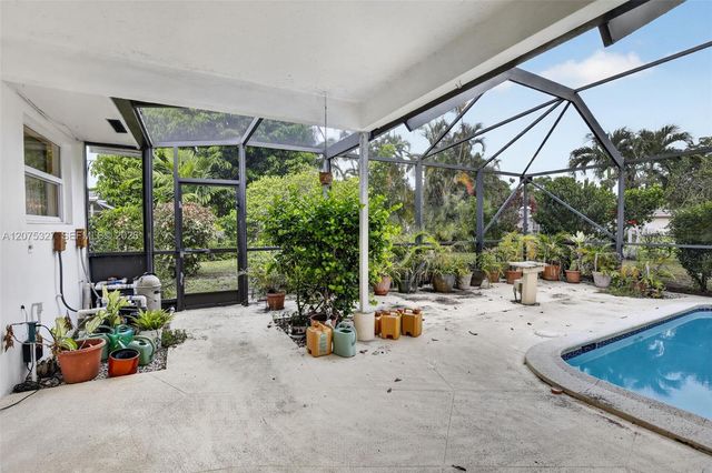1350 NW 73rd Avenue, Plantation, FL 33313