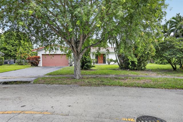1350 NW 73rd Avenue, Plantation, FL 33313