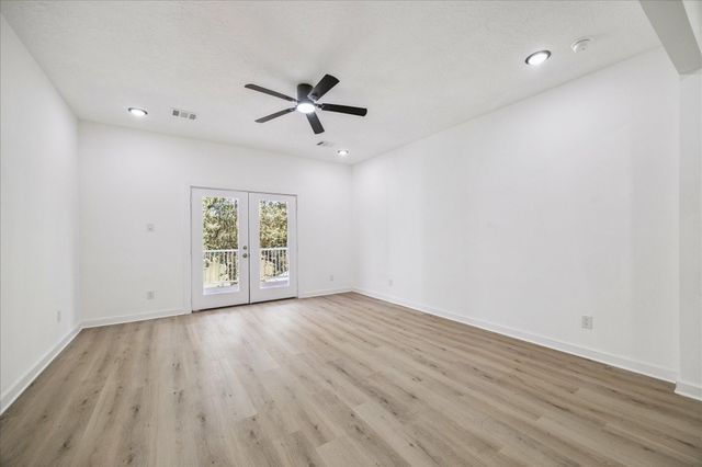 3303 Vista Lake Drive, Sugar Land, TX 77478