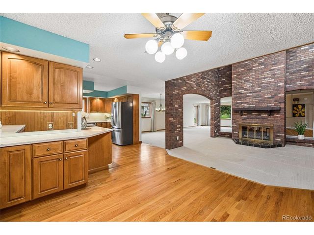 32 Douglas Dr S, Broomfield, CO 80020
