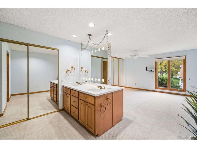 32 Douglas Dr S, Broomfield, CO 80020