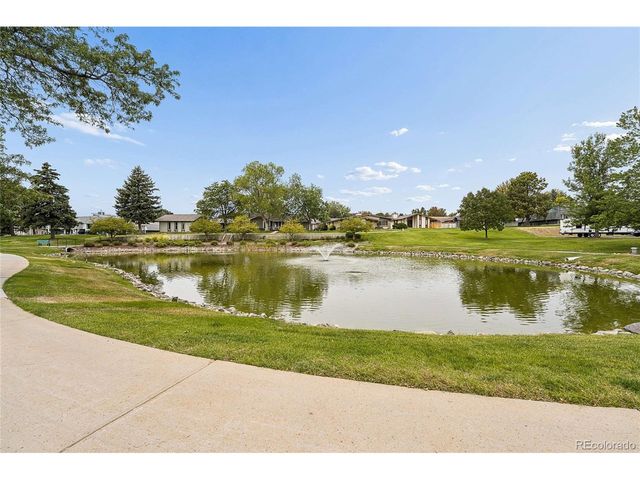 32 Douglas Dr S, Broomfield, CO 80020