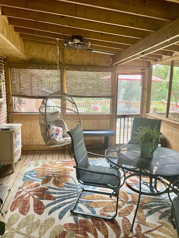 107 La Via Dr, Hendersonville, TN 37075
