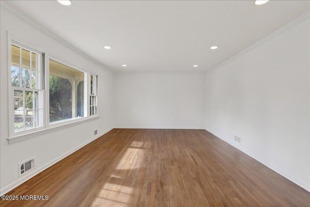 15 Harbor Court, West Long Branch, NJ 07764