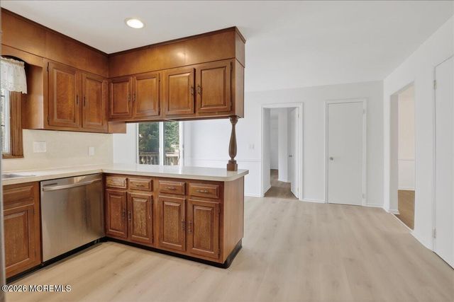 15 Harbor Court, West Long Branch, NJ 07764