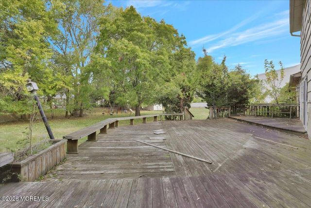 15 Harbor Court, West Long Branch, NJ 07764