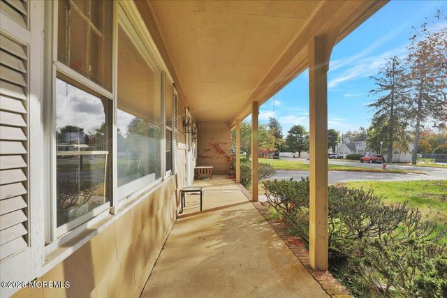 15 Harbor Court, West Long Branch, NJ 07764