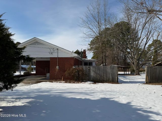 313 Kirkland Drive, Greenville, NC 27858