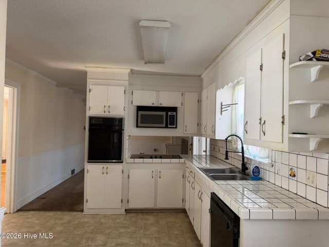 313 Kirkland Drive, Greenville, NC 27858