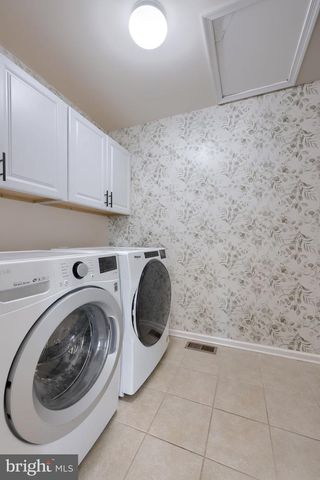 8418 DIAMOND RUN CT, Seven Valleys, PA 17360
