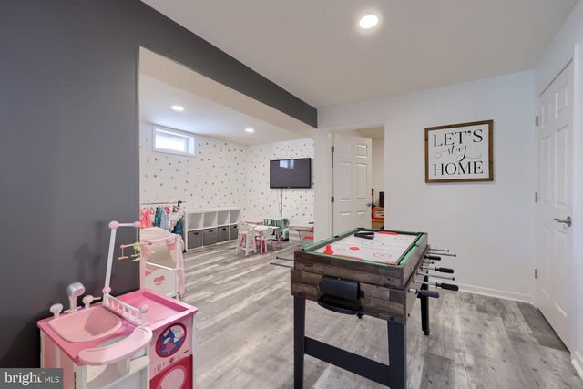8418 DIAMOND RUN CT, Seven Valleys, PA 17360