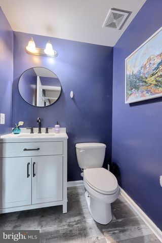8418 DIAMOND RUN CT, Seven Valleys, PA 17360