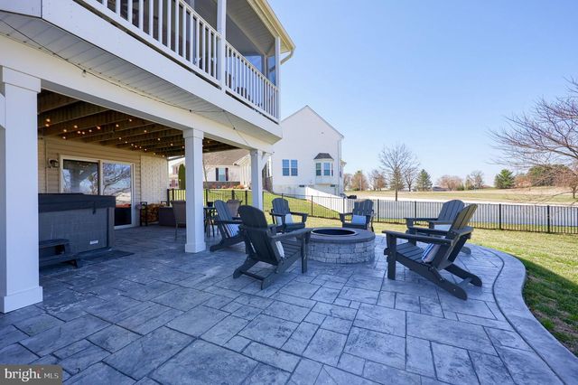 8418 DIAMOND RUN CT, Seven Valleys, PA 17360