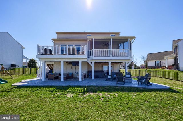 8418 DIAMOND RUN CT, Seven Valleys, PA 17360