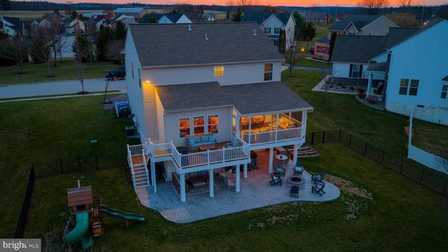 8418 DIAMOND RUN CT, Seven Valleys, PA 17360