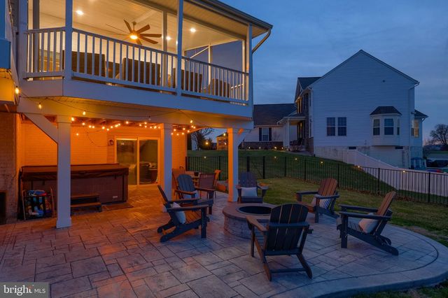 8418 DIAMOND RUN CT, Seven Valleys, PA 17360