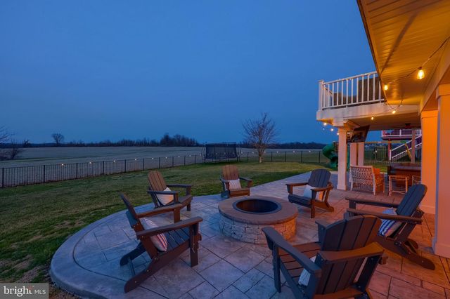 8418 DIAMOND RUN CT, Seven Valleys, PA 17360
