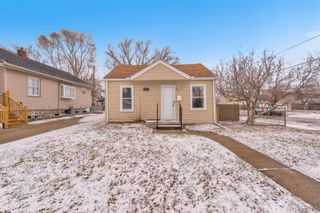 304 W Kalama Avenue, Madison Heights, MI 48071