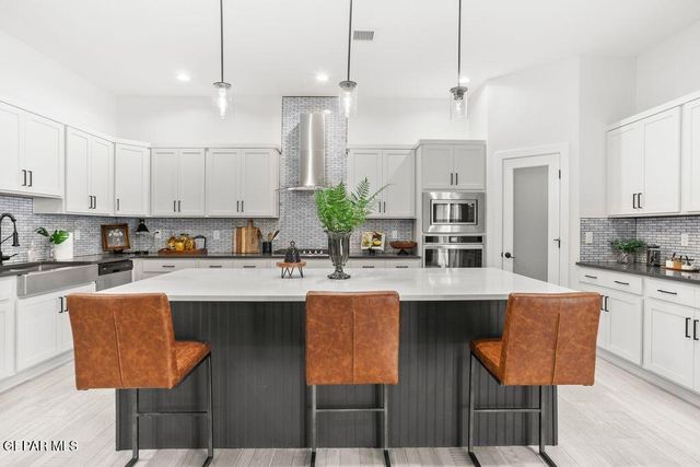 13829 Centro Vista, Horizon City, TX 79928