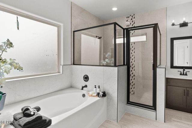 13829 Centro Vista, Horizon City, TX 79928