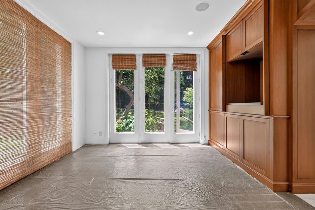 327 Marshman Street, Highland Park, IL 60035