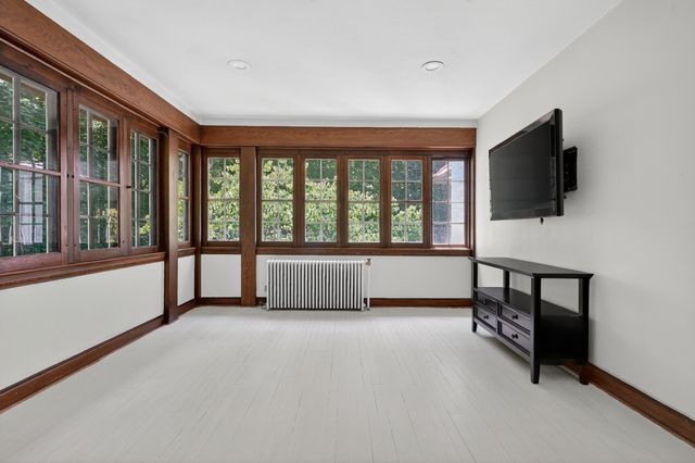 327 Marshman Street, Highland Park, IL 60035